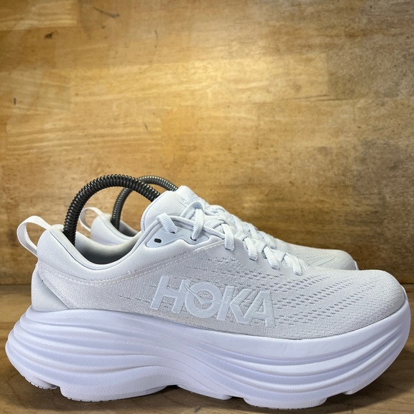 Hoka One One Bondi 8 REFLECTIVE Womens Size 7.5 Running Shoes Sneakers White - Picture 2 of 14